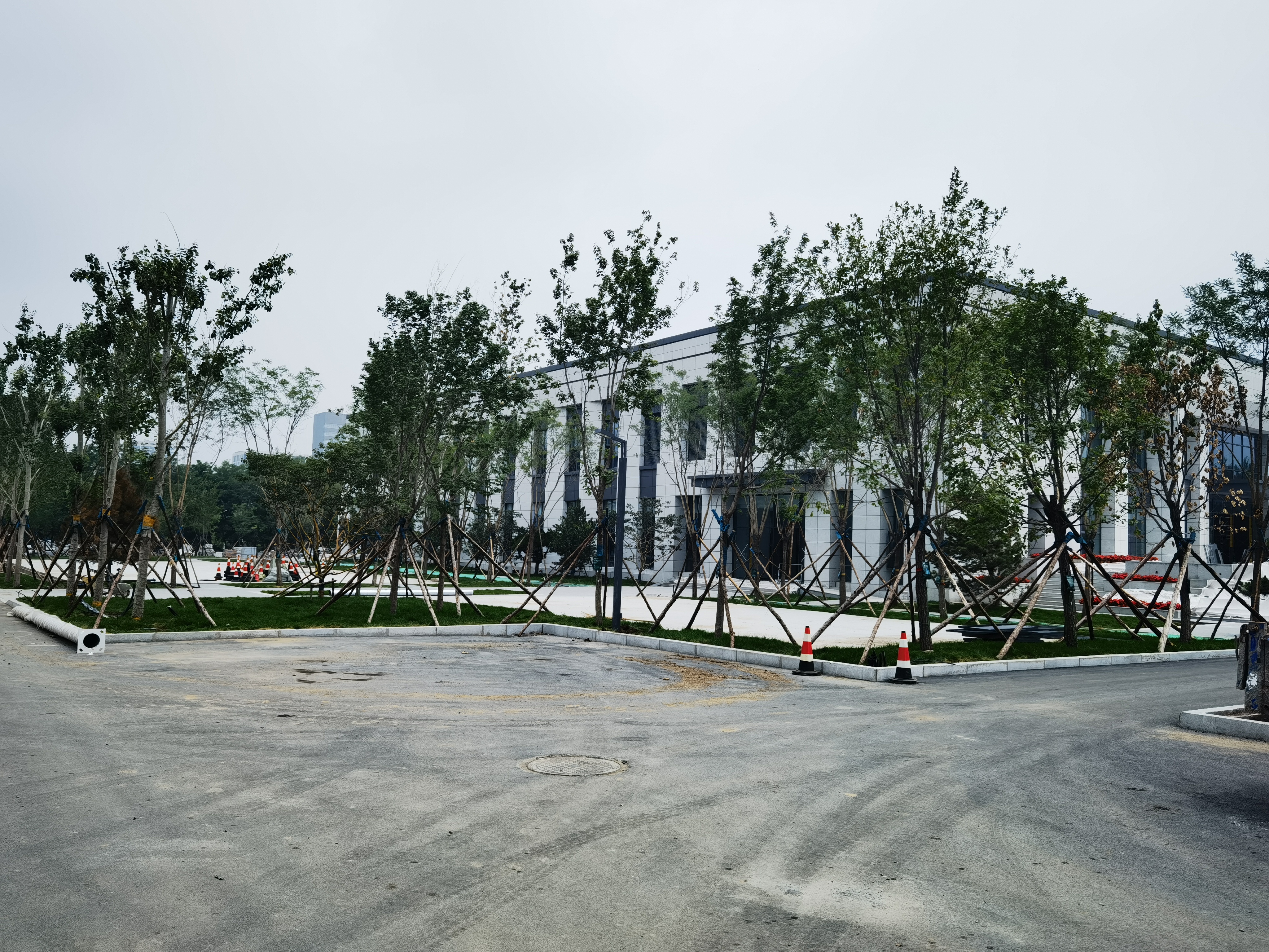 办公地产案例复盘：雨辰建材如何助力长春2161.03㎡办公楼，以国检认证辅料+国标工艺打造高效舒适办公空间