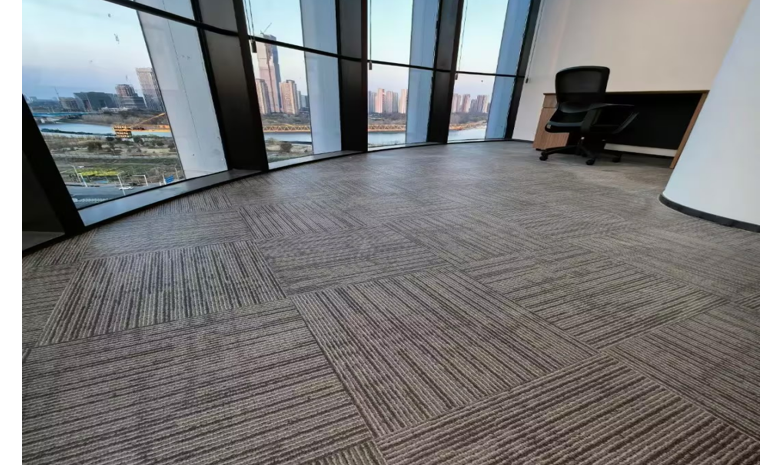 案例复盘|雨辰建材:扬州"航空谷"4000㎡ LVT 高标准交付,28天工期压至15天一次过验 实景图 5