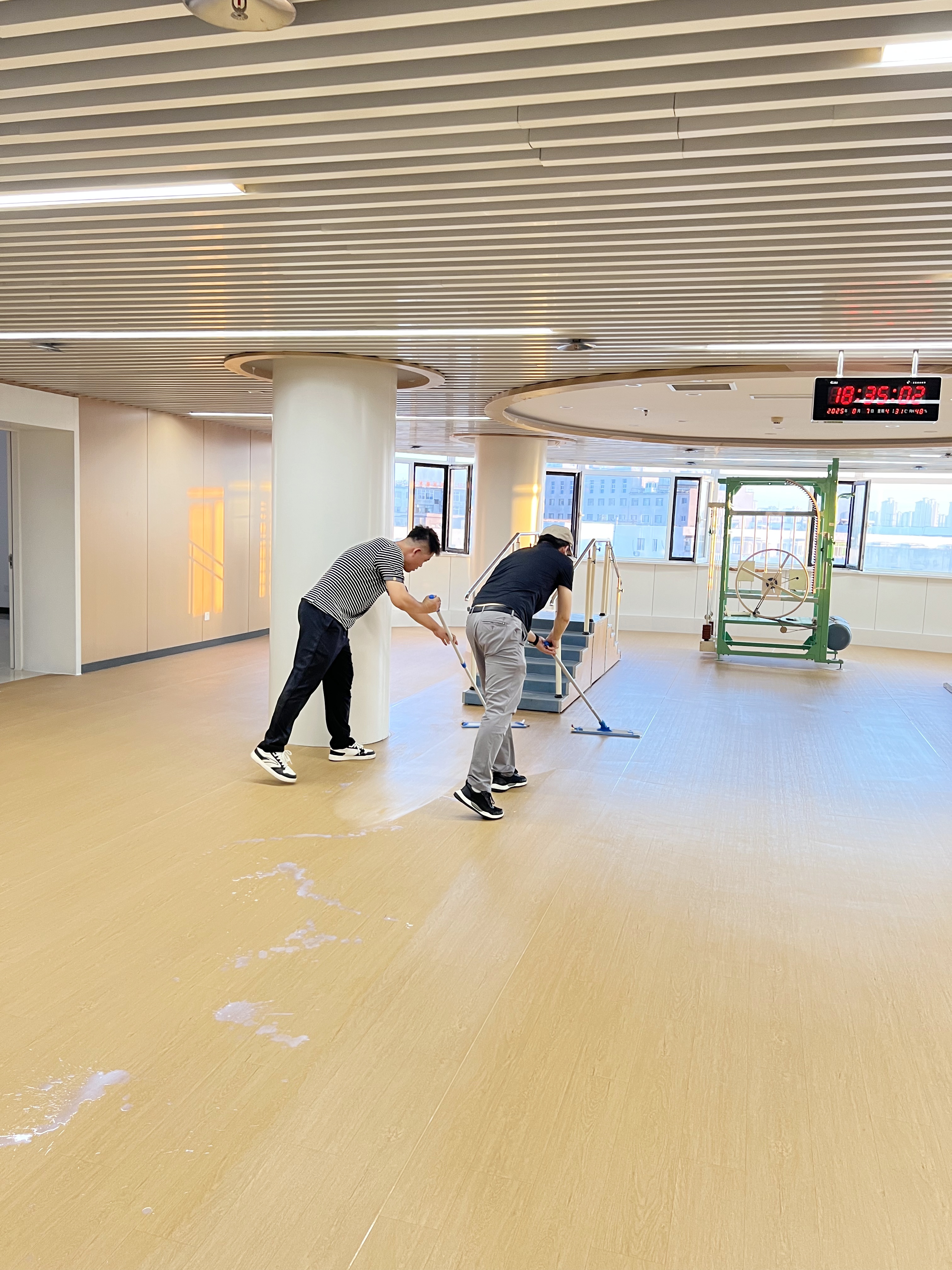 沈阳医院PVC地板改造案例｜苏家屯中心医院1000㎡弹性地材系统工程 实景图 7